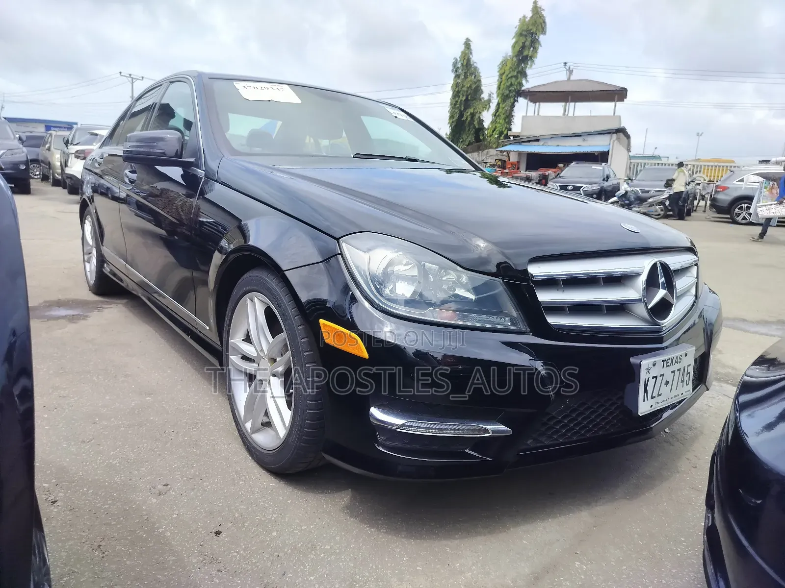 Mercedes-Benz C300 2013 Black