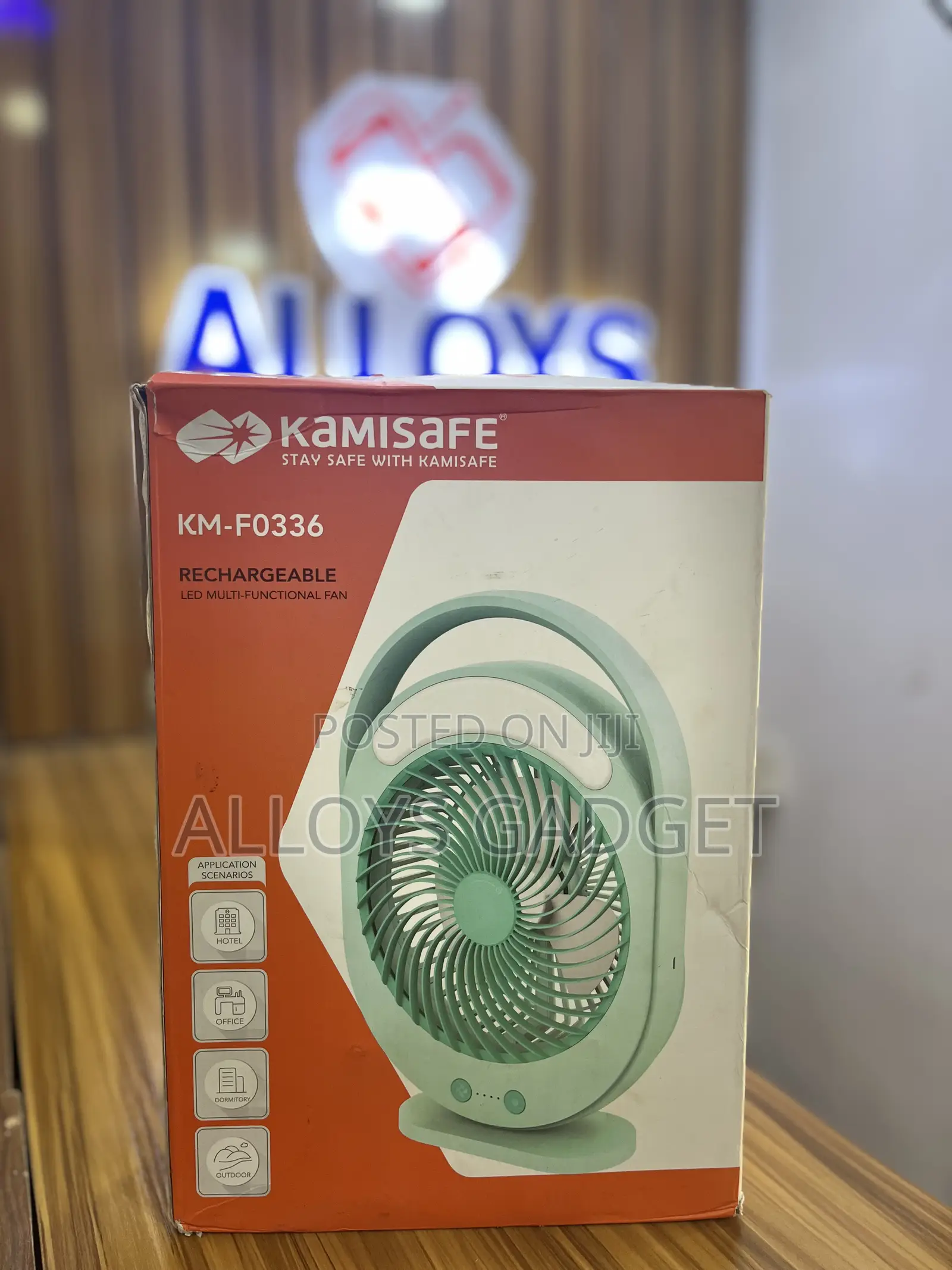 Kamusafe Rechargeable Table Fan