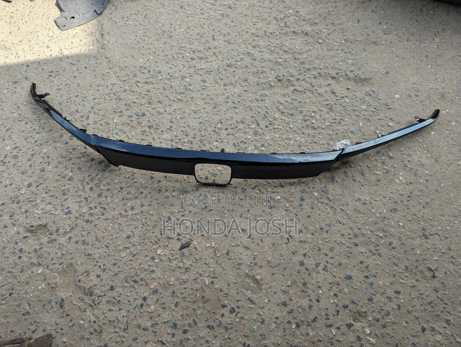 Upper Front Grille 2018/2020 Honda Accord (Glossy Black)