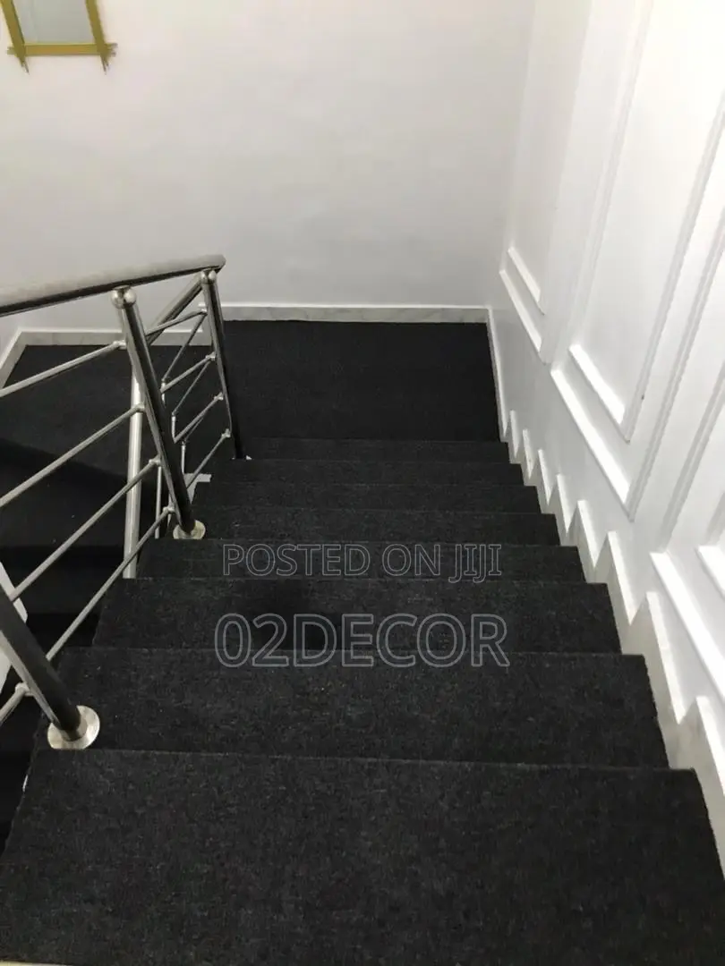 Dark Grey Rugs for Staircase