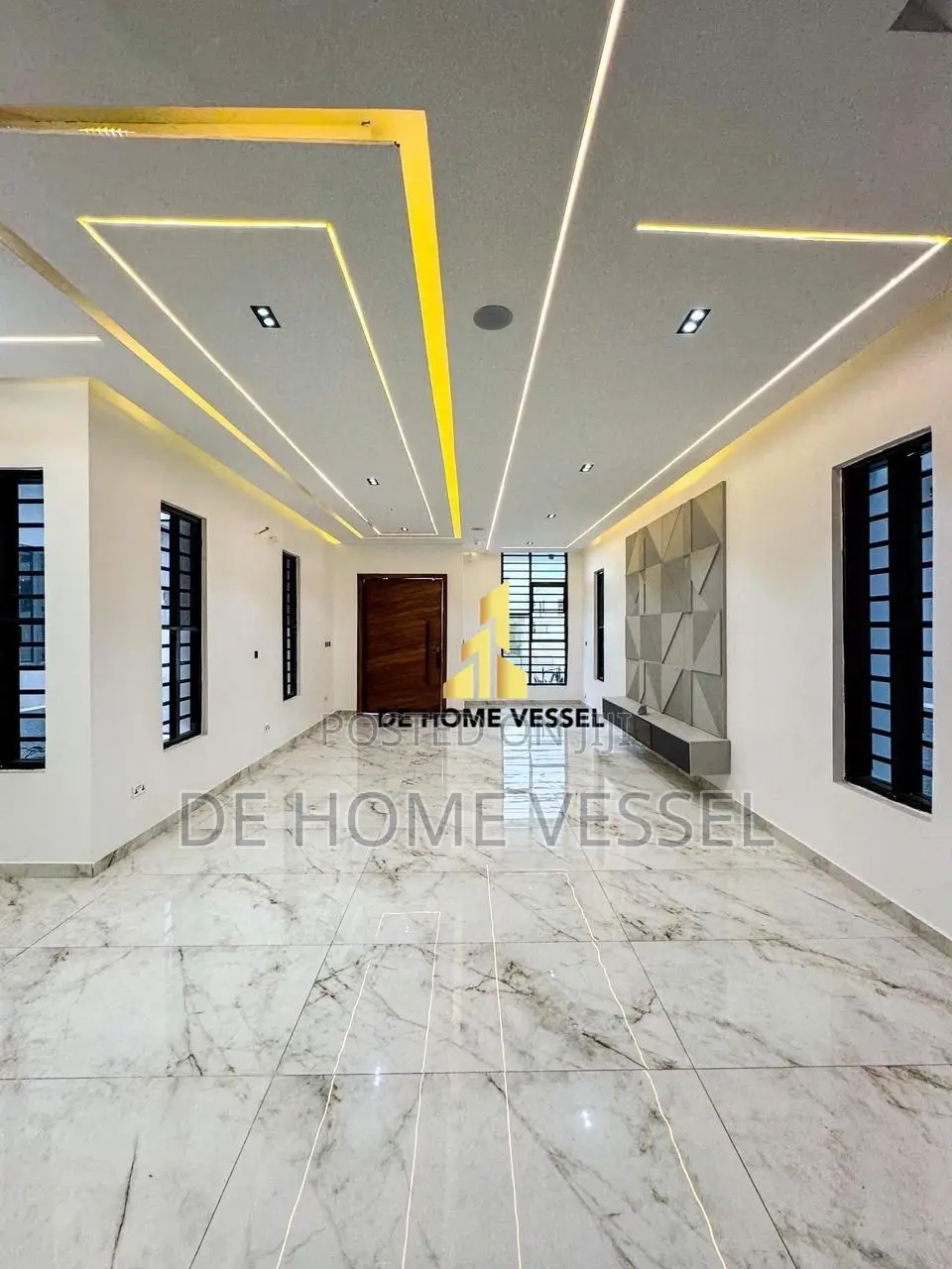 5bdrm Duplex in Lekki for sale