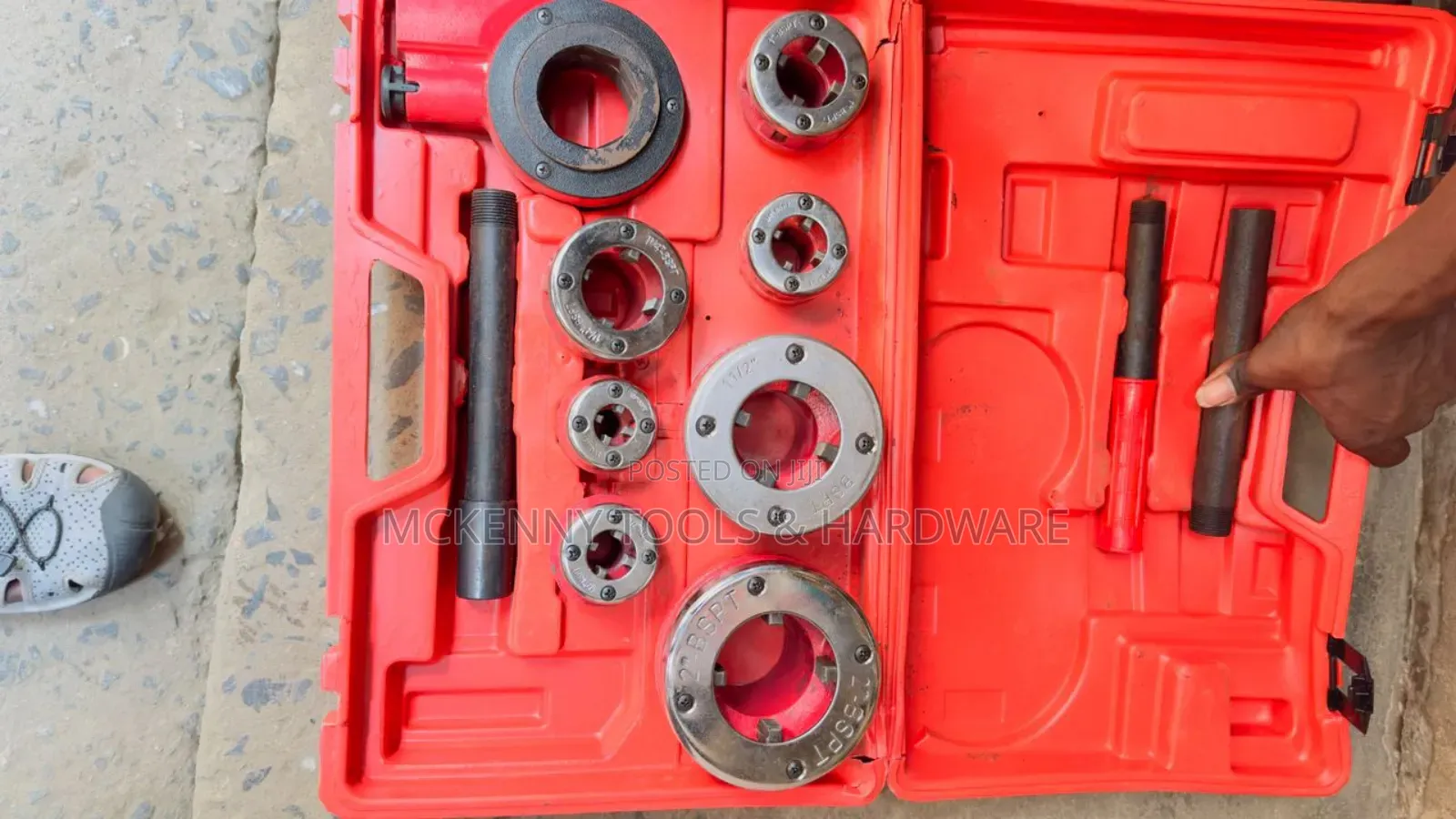 Ratcheting Pipe Threading Dice Set 2"