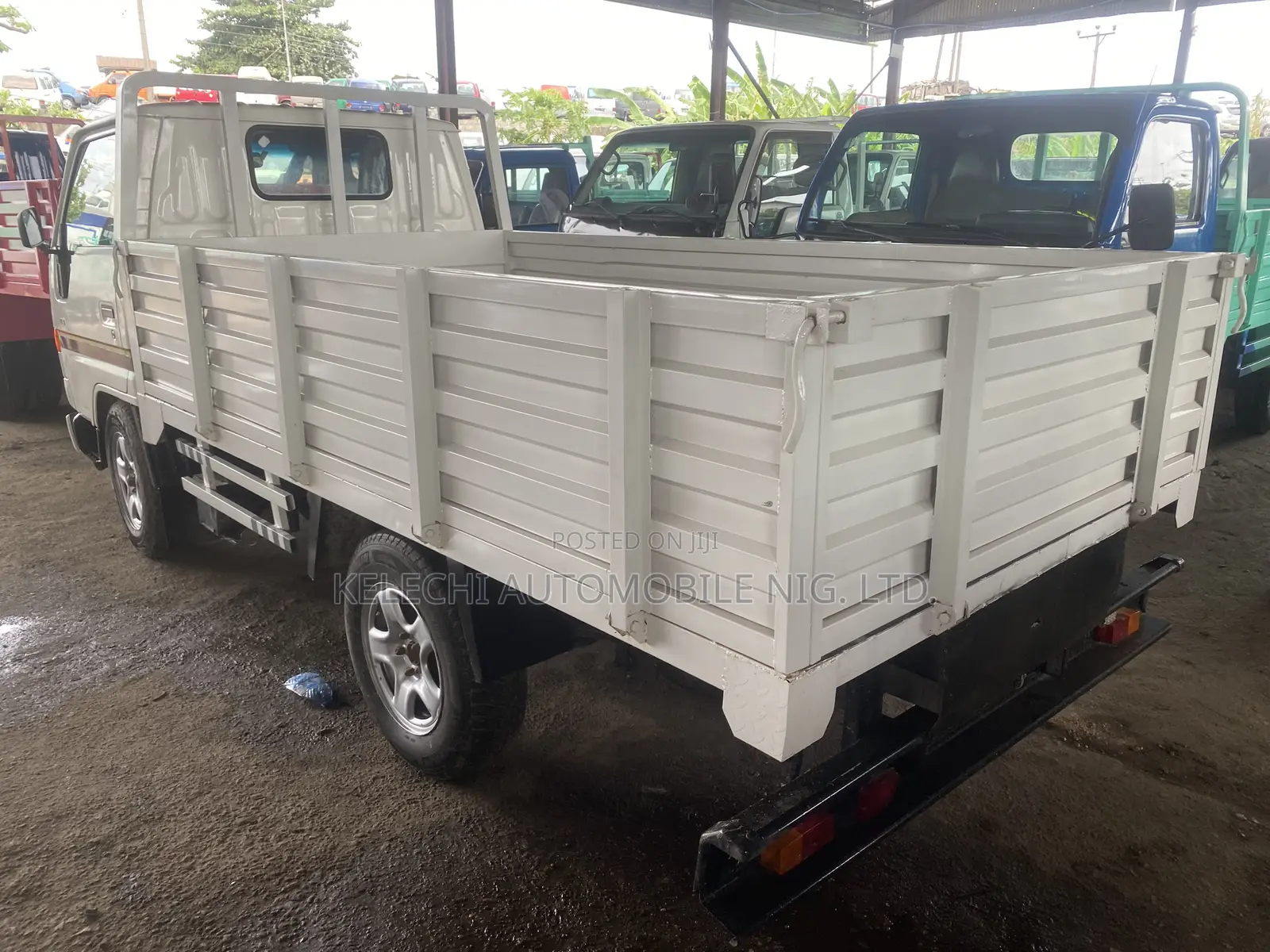 Toyota Dyna 100