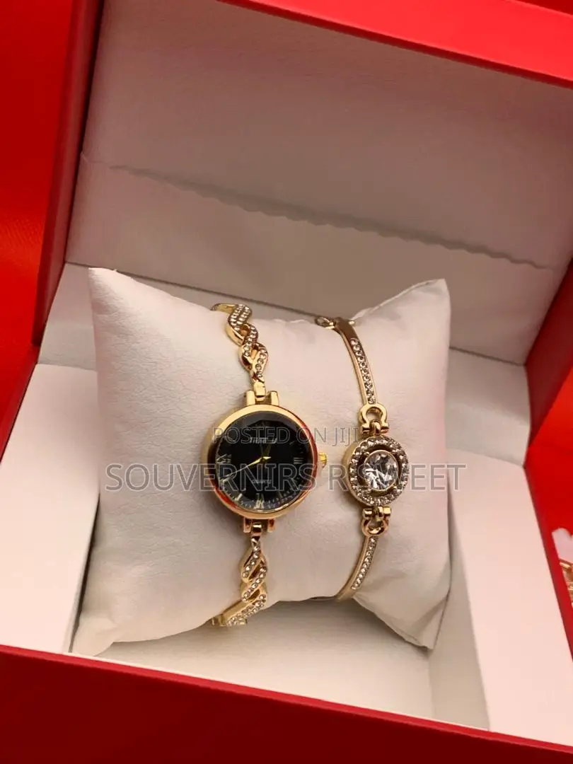 Time 4 U Wristwatch With Bracelet