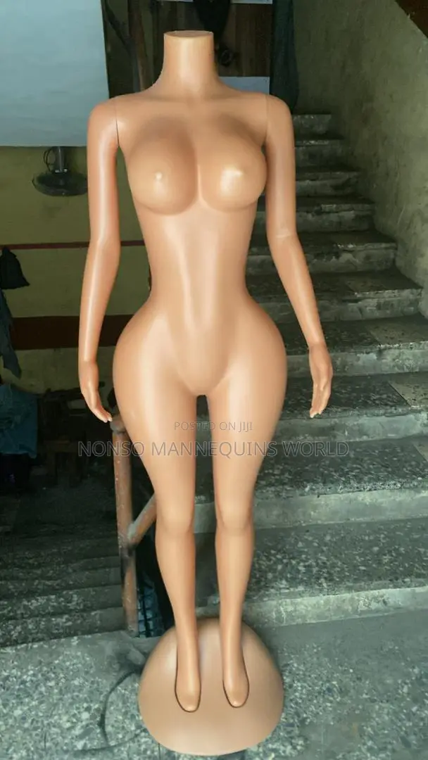 Size 12 Shinda Plastic Headless Female Busty Mannequin