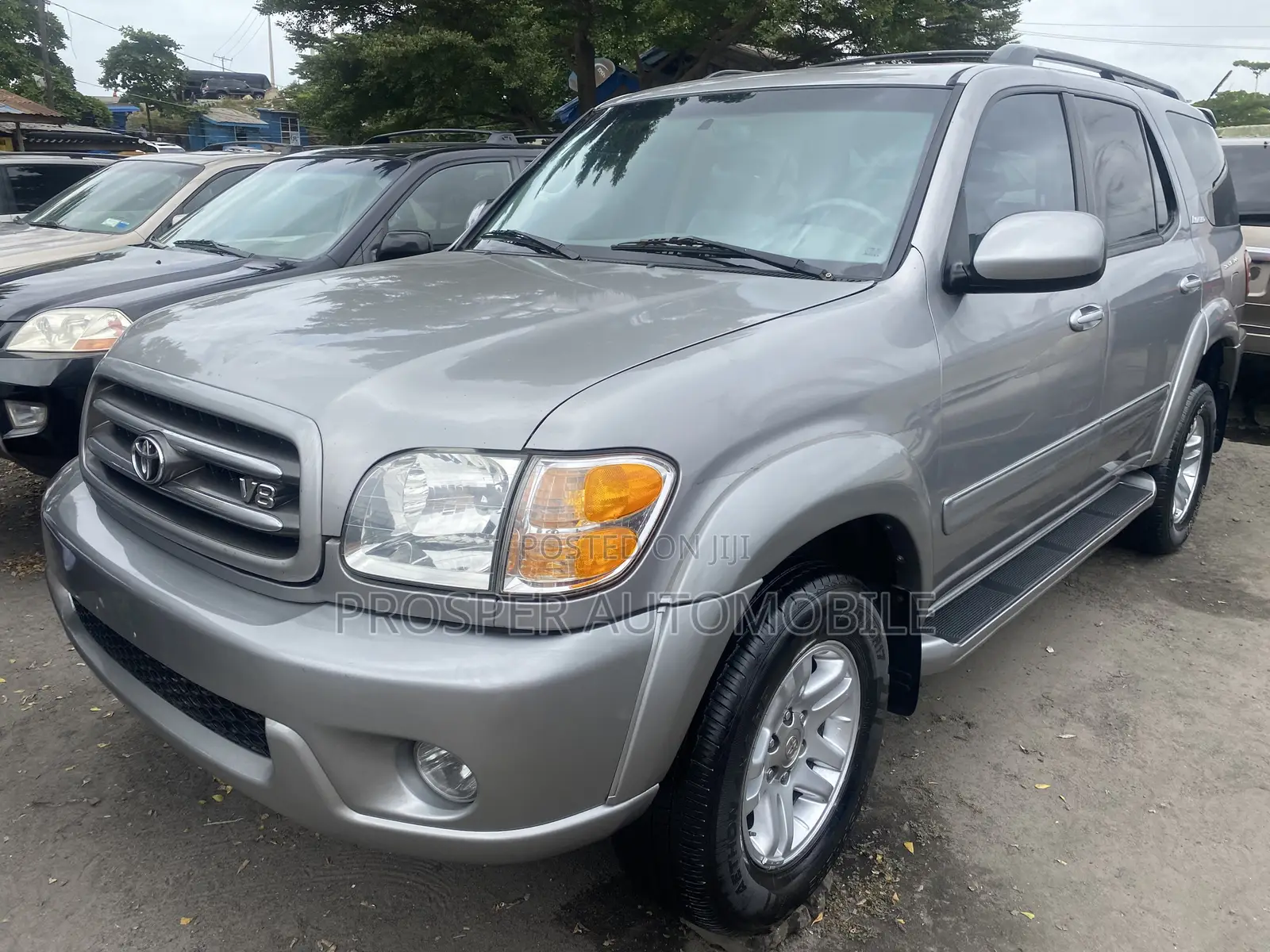 Toyota Sequoia 2002 Gray