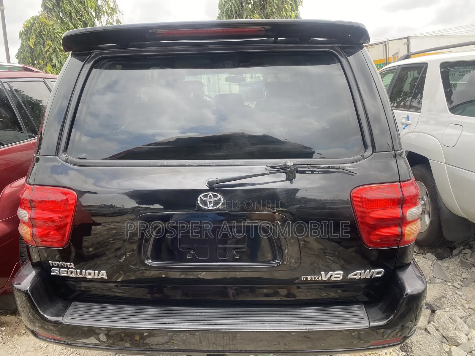Toyota Sequoia 2004 Black