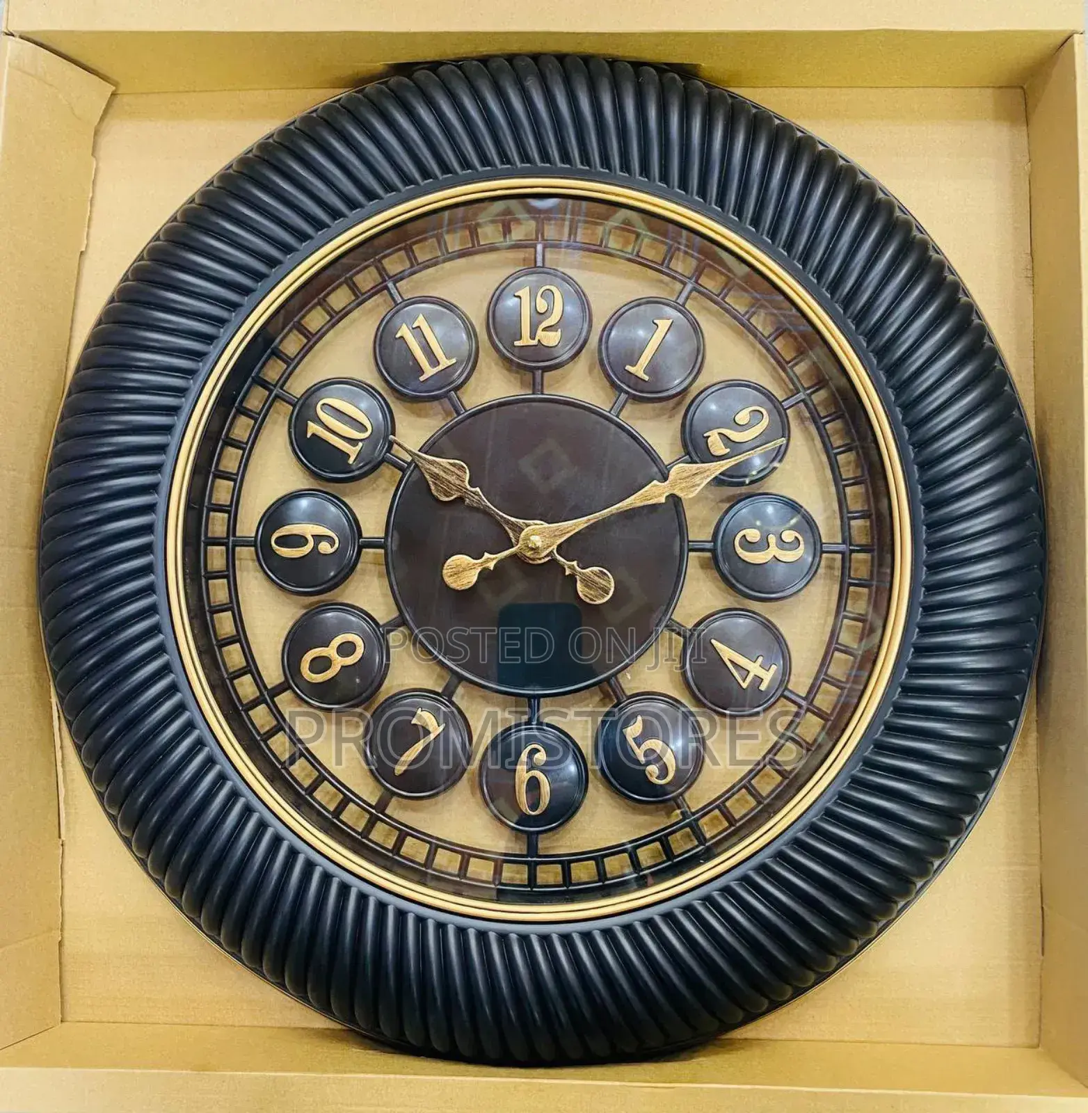 Uniware Concise Modern Design Silent Non Ticking Wall Clock