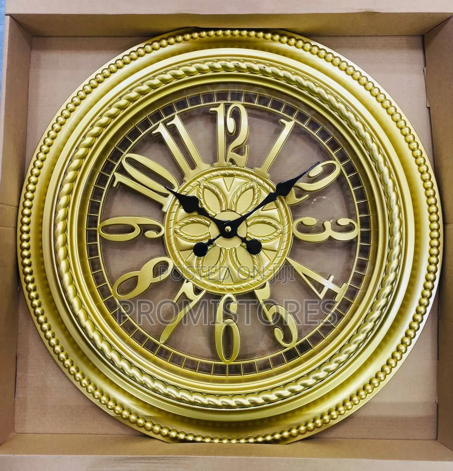 Uniware Concise Modern Design Silent Non Ticking Wall Clock