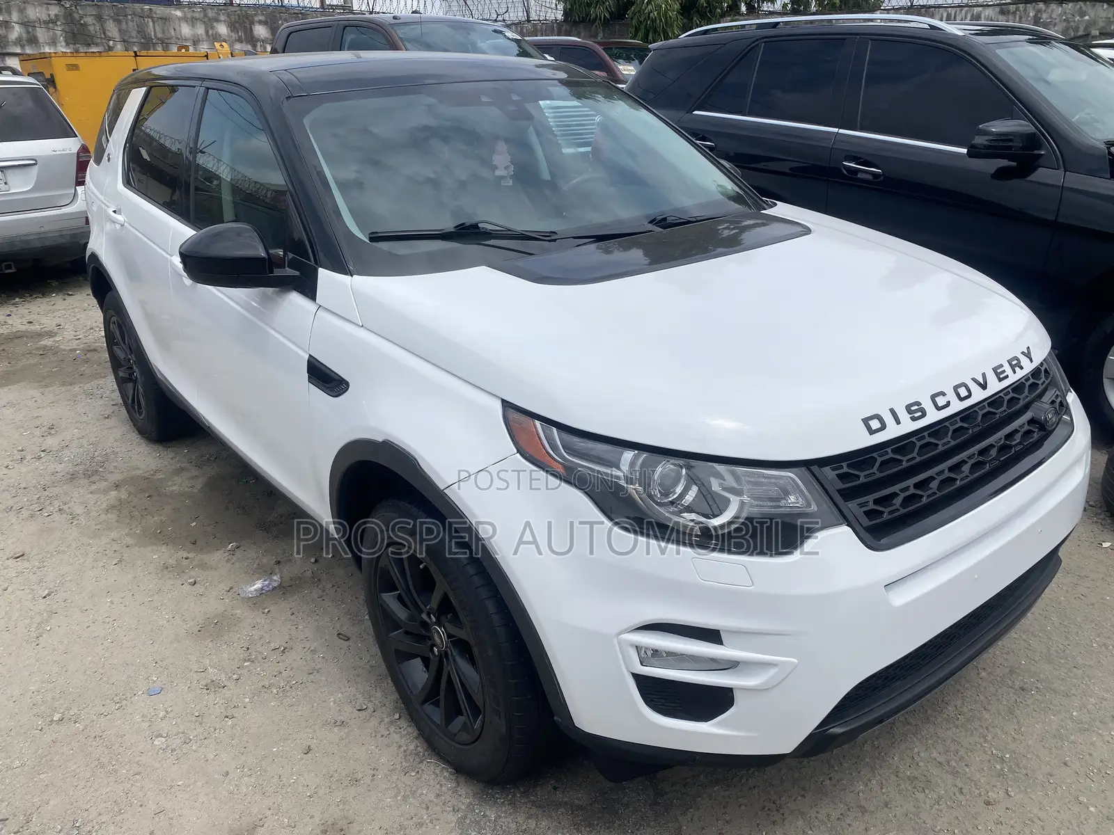 Land Rover Discovery Sport HSE 2017 White