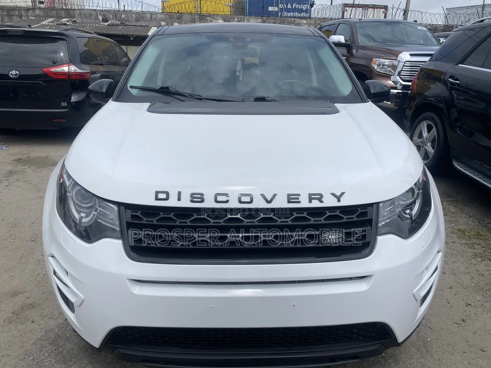 Land Rover Discovery Sport HSE 2017 White