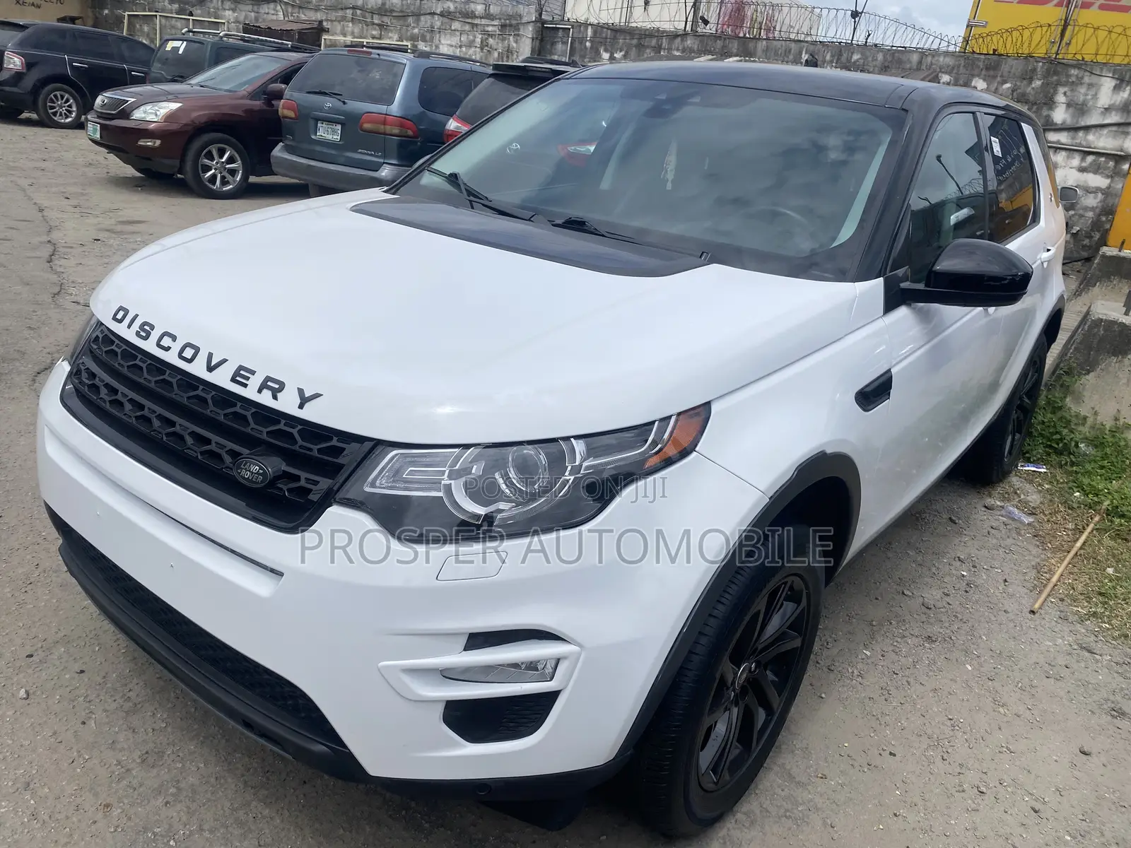 Land Rover Discovery Sport HSE 2017 White