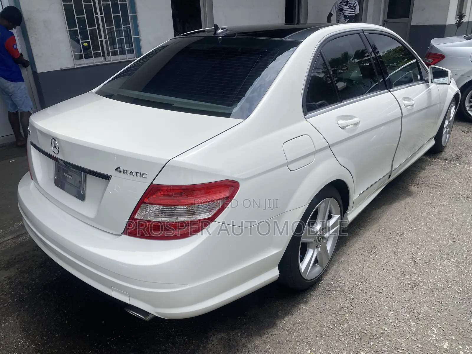 Mercedes-Benz C300 2011 White