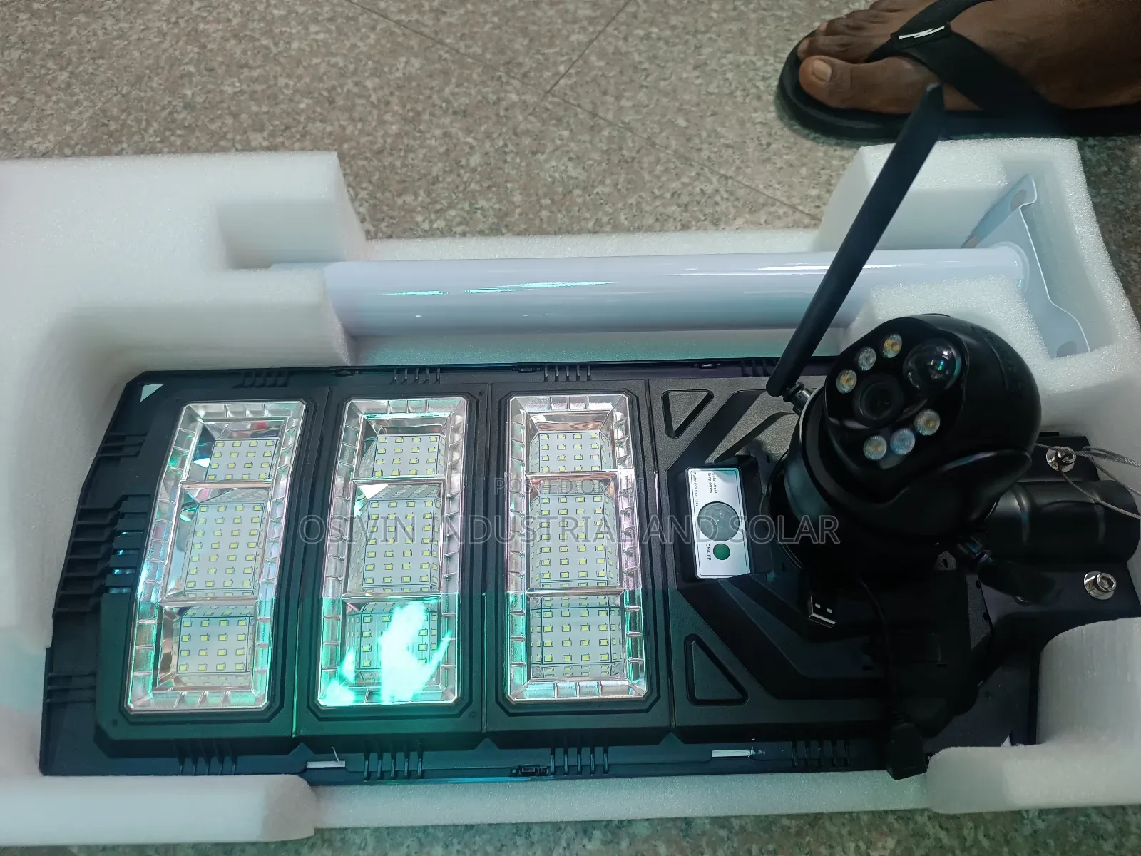 Ai 300w 2 in 1 Solar Street Light With Camera CCTV