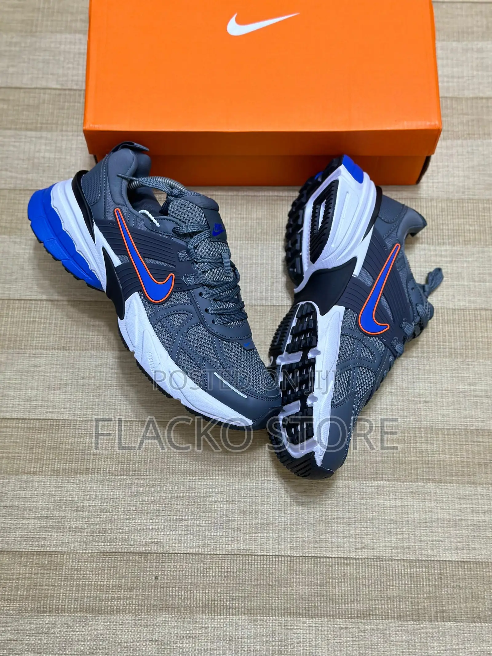 Original Nike Runtekk V2k Triple Blue Sneakers