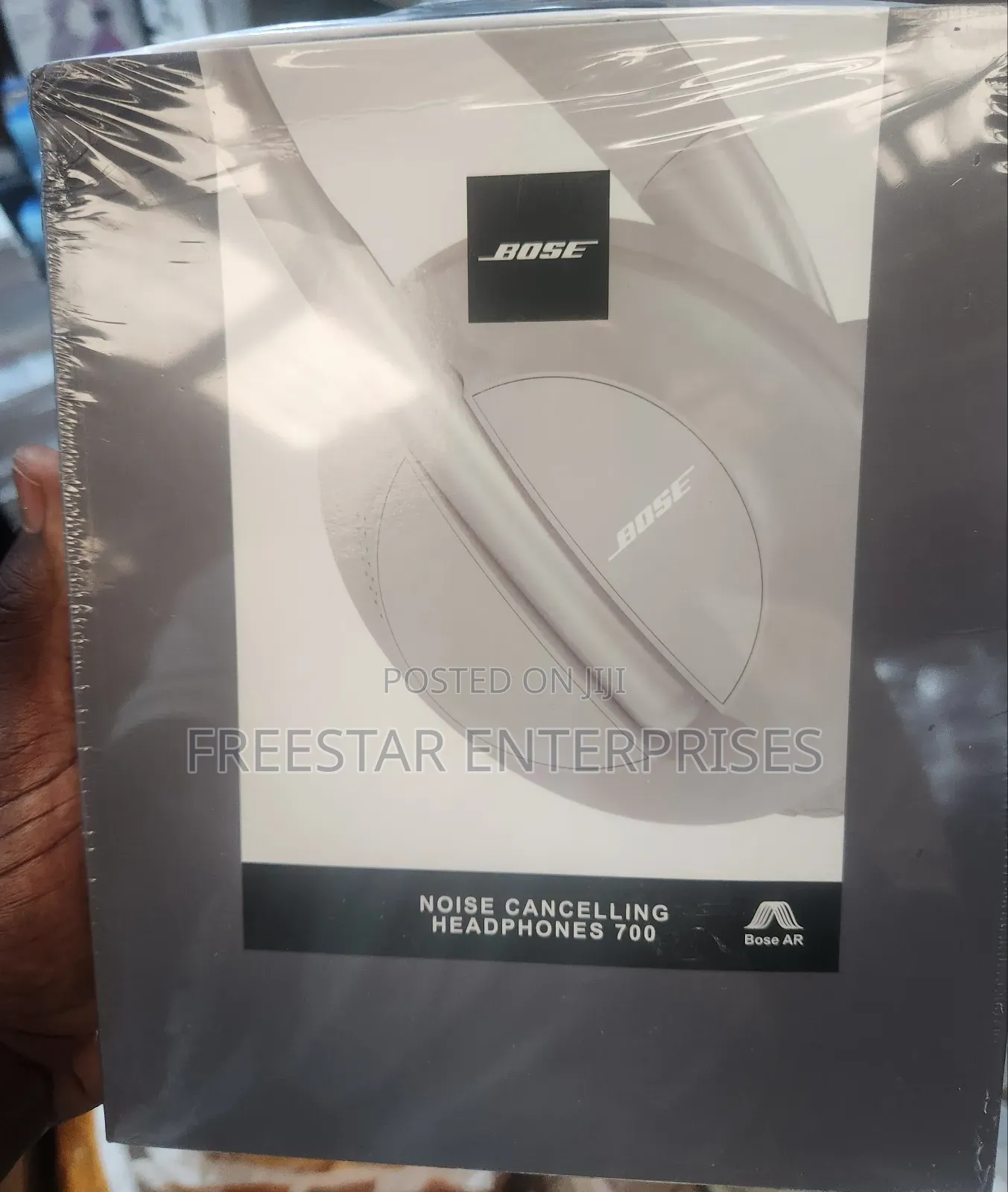 Bose Headphone. Bose Noice Canceling Headphone 700