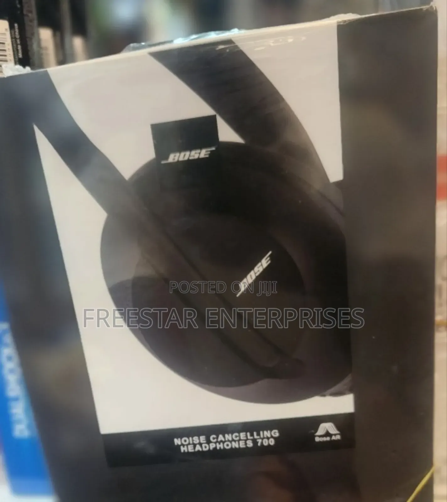 Bose Headphone. Bose Noice Canceling Headphone 700