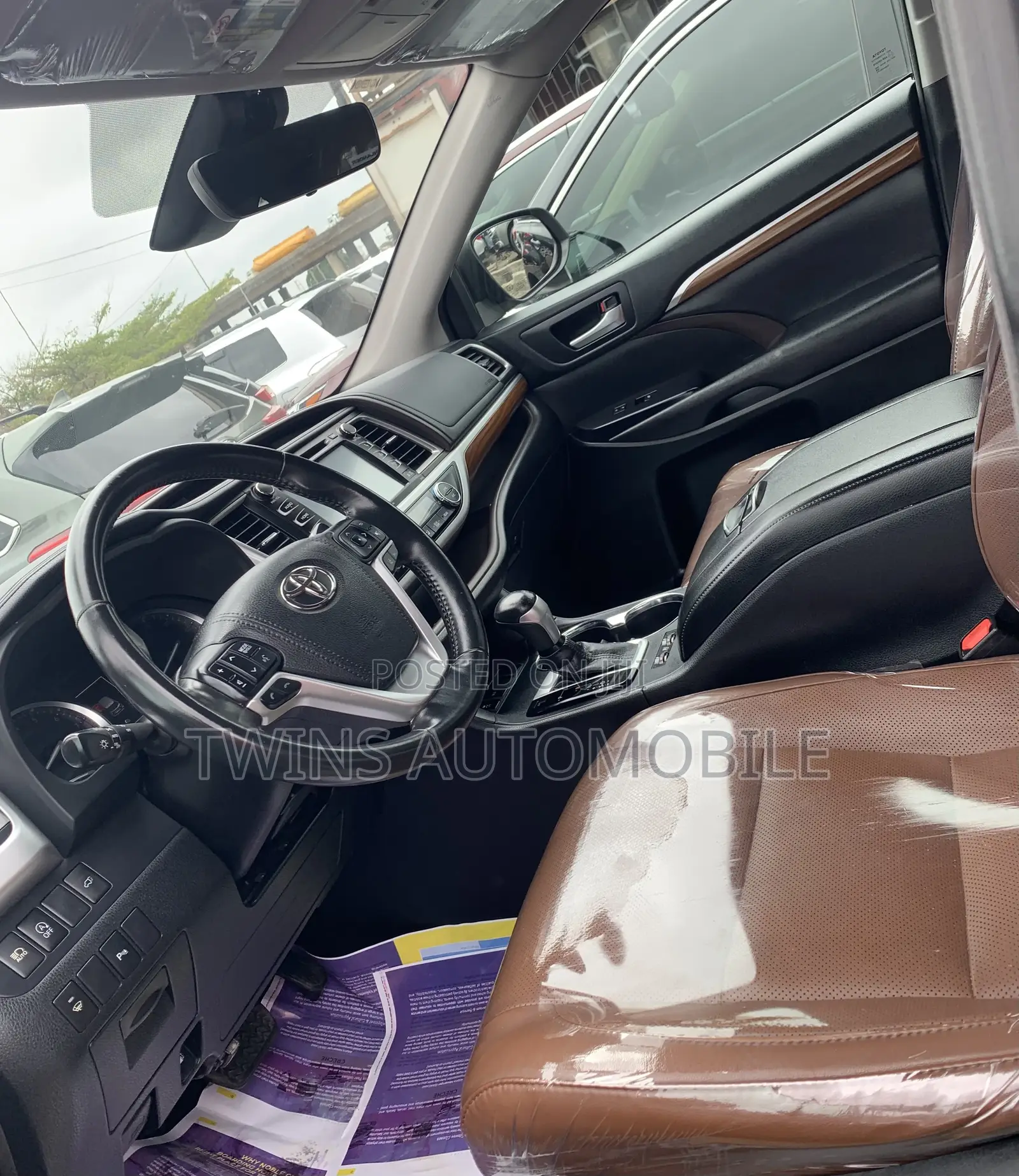 Toyota Highlander Limited Platinum 4x4 V6 (3.5L 6cyl 8A) 2017 Gray