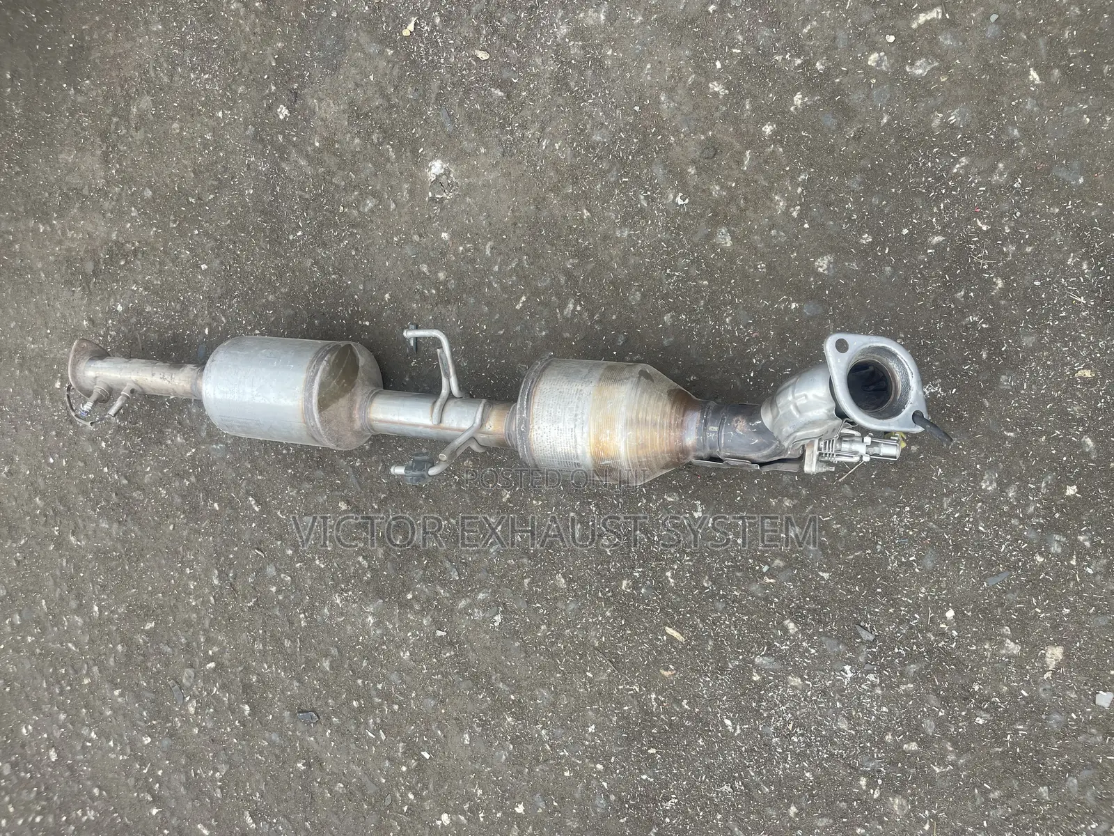 Complete Catalyst Converter Toyota Hilux 2021 Model