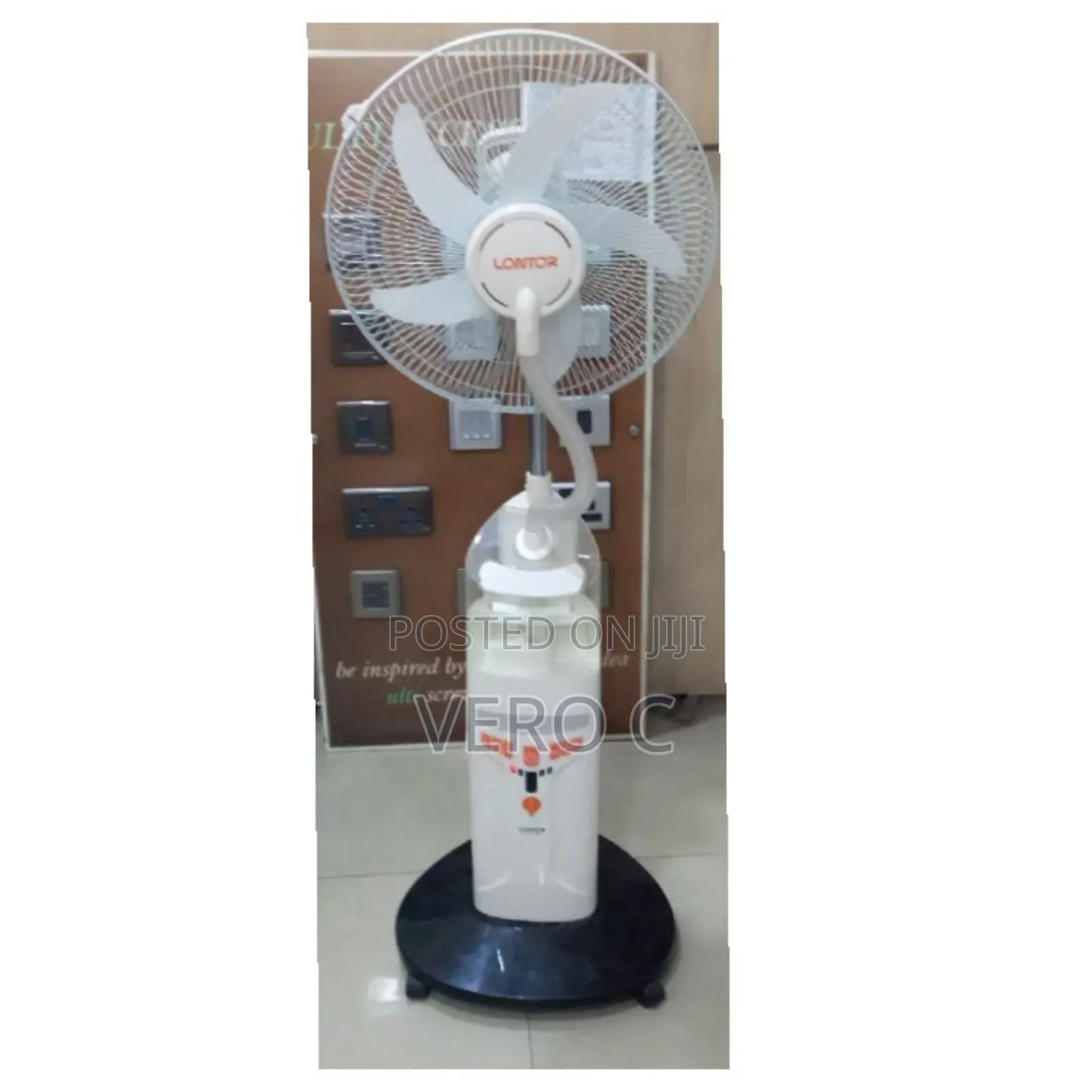 Lontor 16"Rechargeable Water Mist Fan.