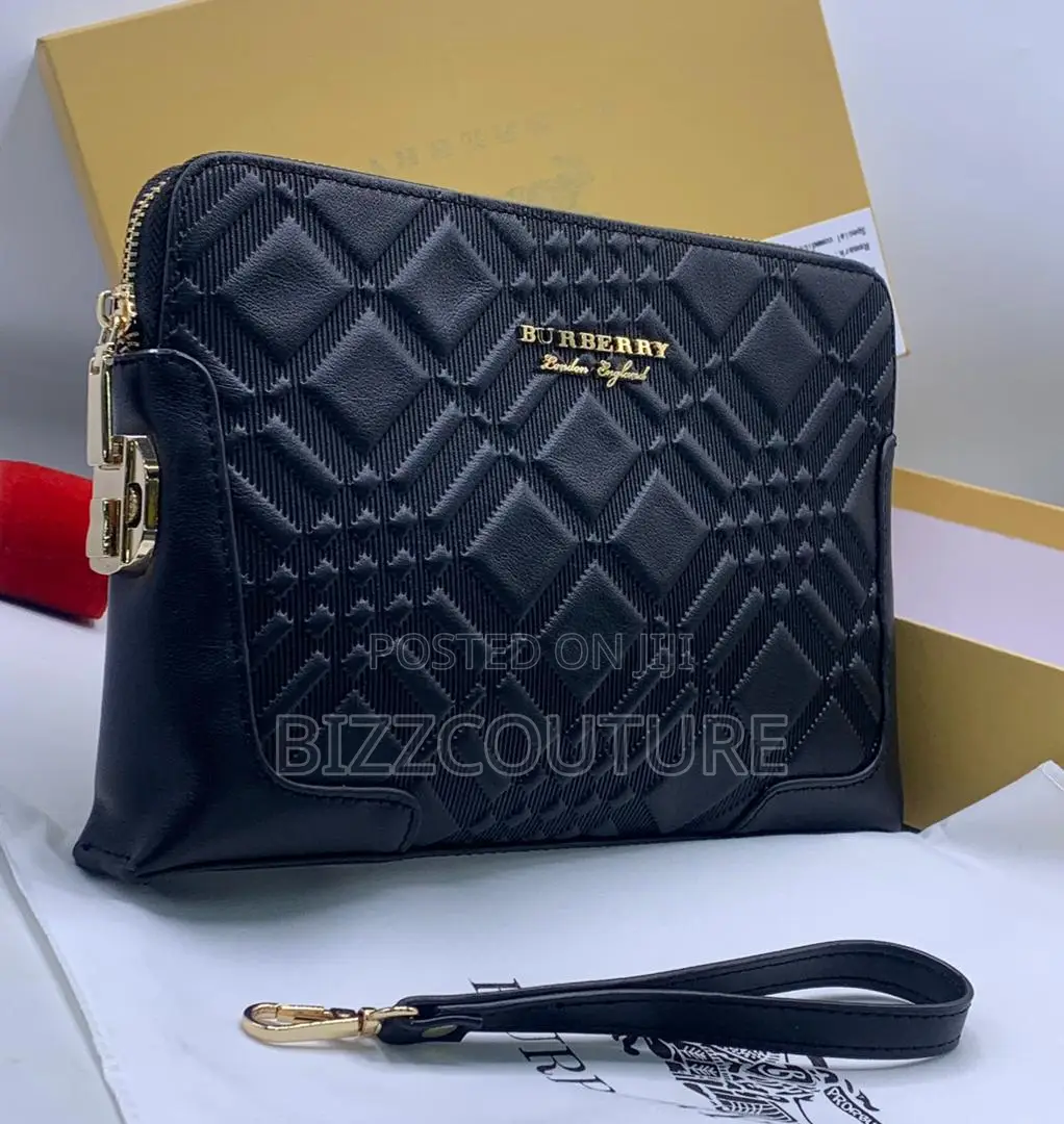 Original Burberry Black Leather Bag Is Avaialble in Store