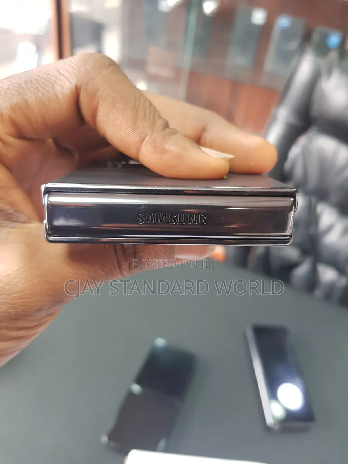 Samsung Galaxy Z Flip4 128 GB Black
