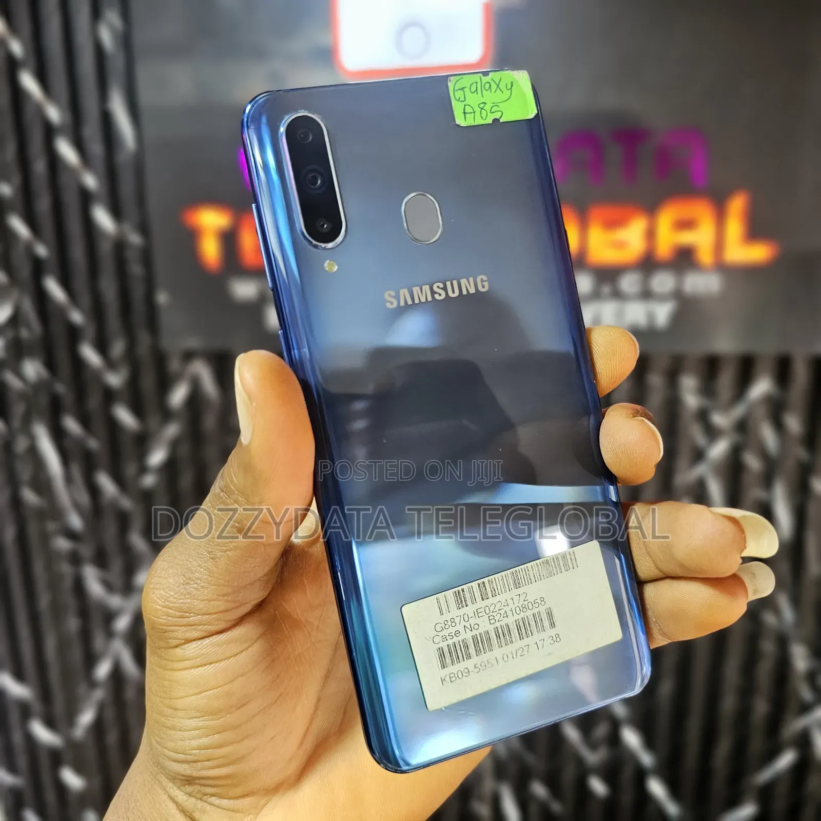 Samsung Galaxy A8S 128 GB