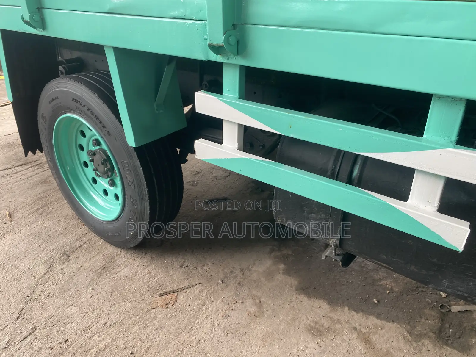 Toyota Dyna 200