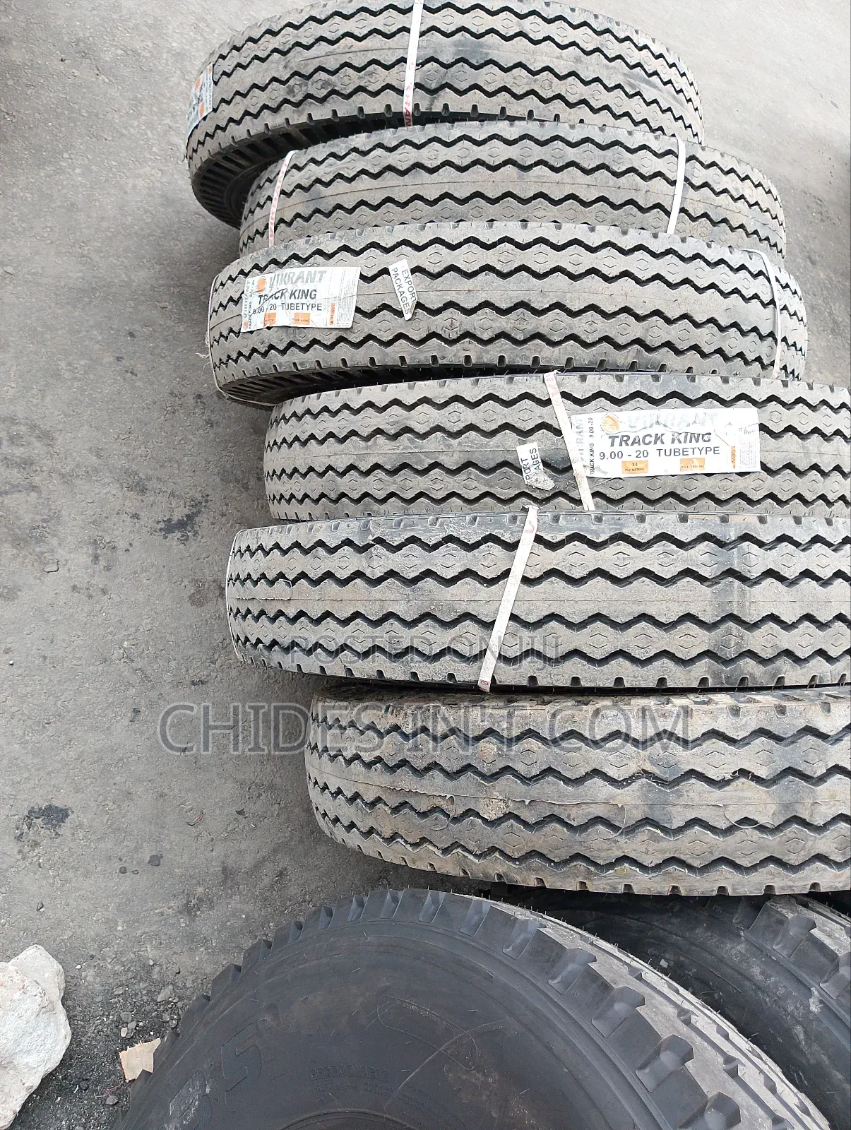 9*00/20 Vikrant Track King Tire