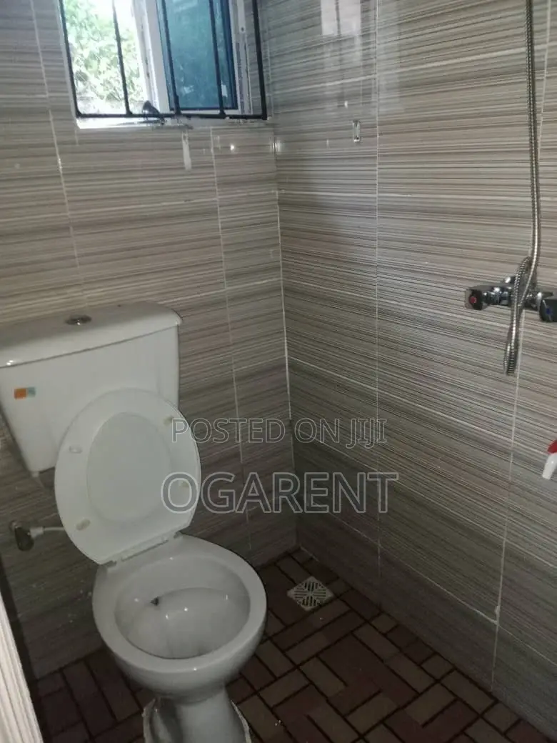 Furnished 2bdrm Apartment in 1St Ugbor ,Close To, Benin City for rent