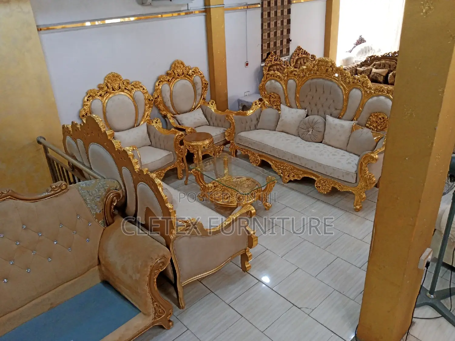 Quality Royal Sofa Chair Y 8 Seaters