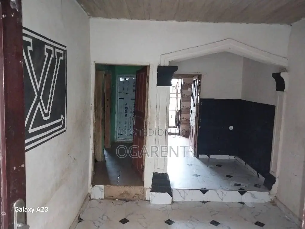Furnished 2bdrm Apartment in Pz Sapele Road, Benin City for rent