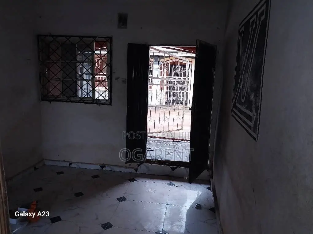Furnished 2bdrm Apartment in Pz Sapele Road, Benin City for rent