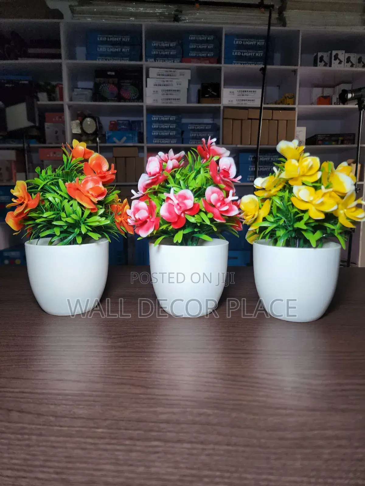 Mini Potted Flowers/Artificial Plants