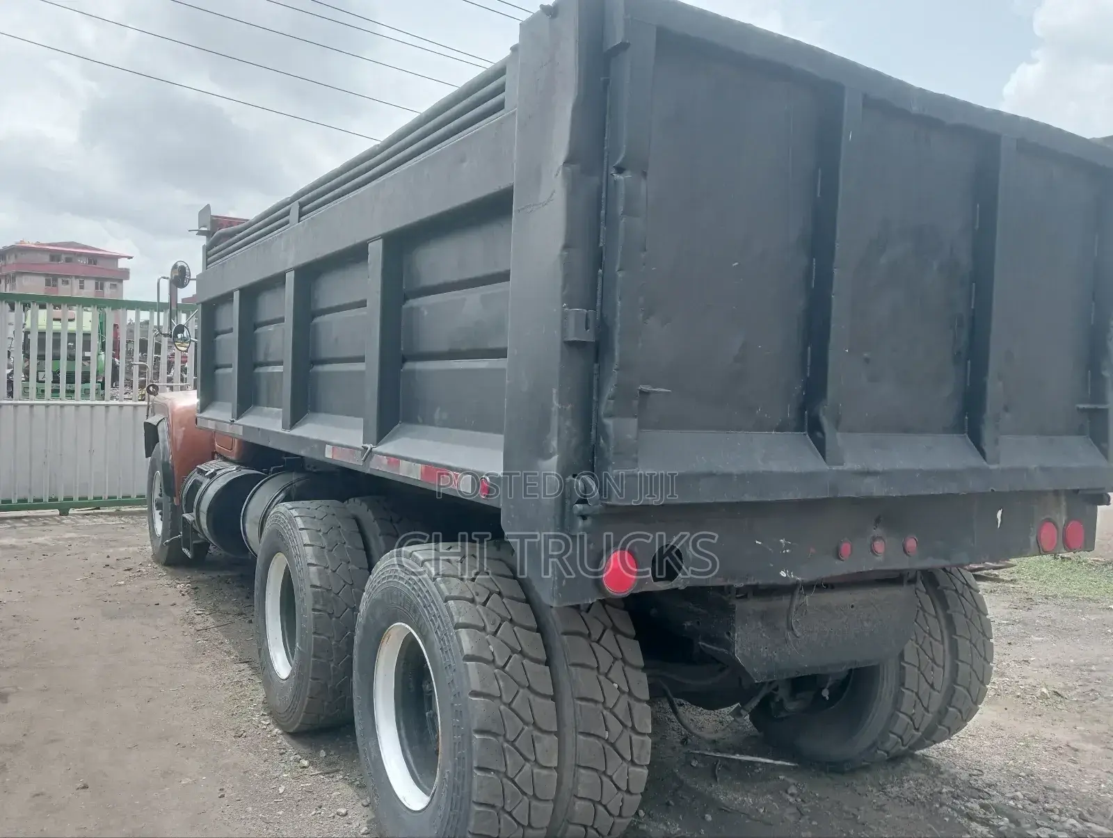 Mack Tipper