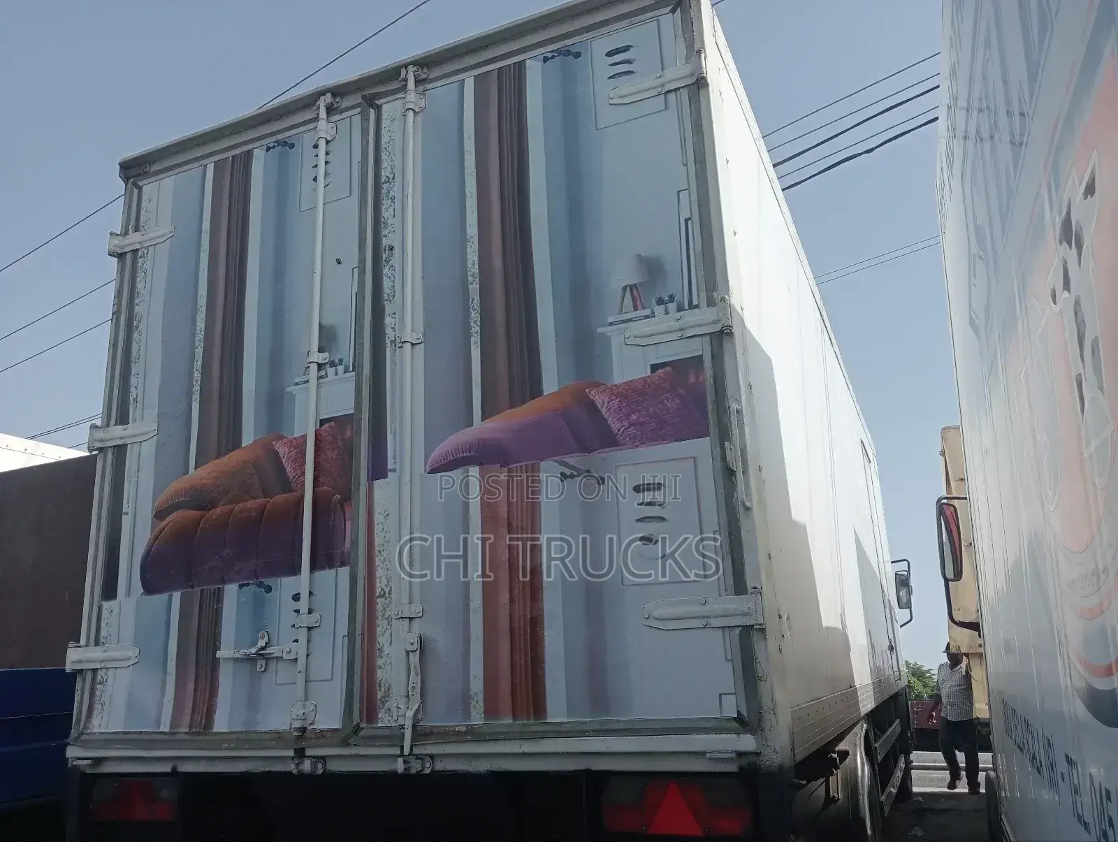 Mercedes Benz Cargo Truck 10bolt 20feet Long