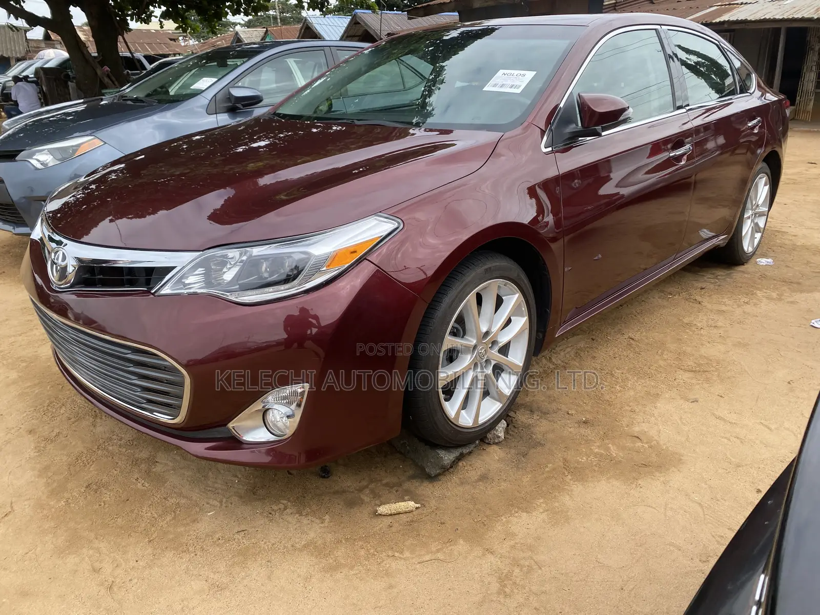 Toyota Avalon 2013 Red