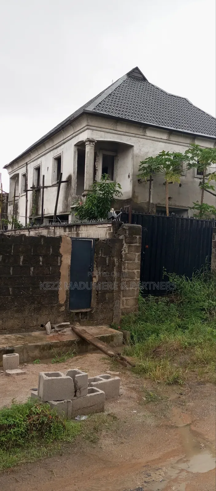 4bdrm Duplex in Mandela Estate , Off for sale