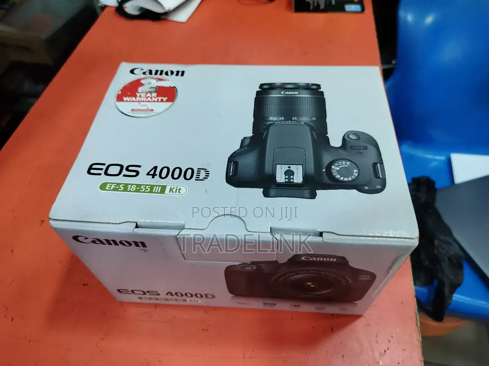 Canon EOS 4000D