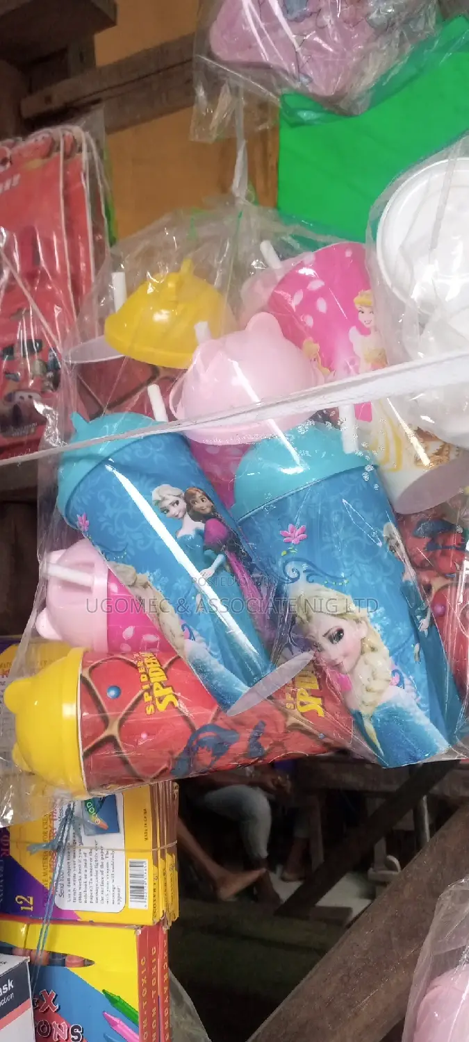 Party Children Character Cups By Dozen