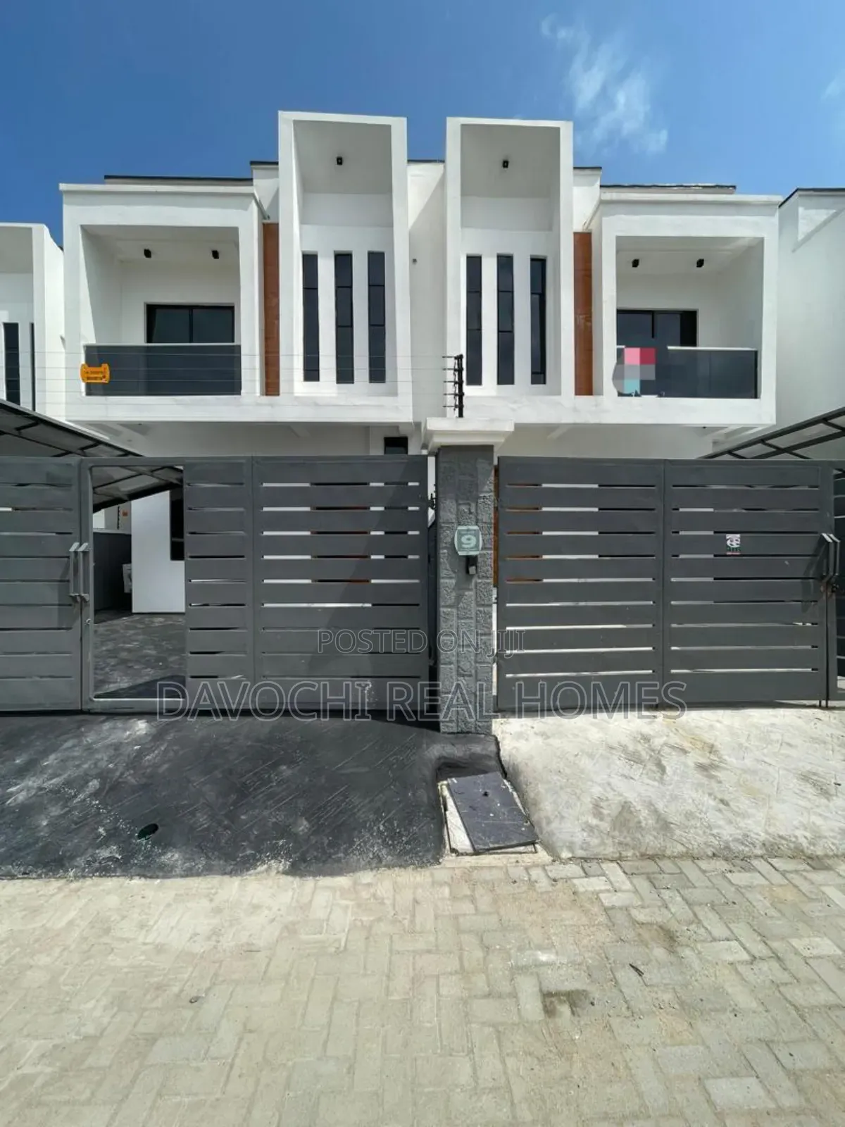 4bdrm Duplex in Orchid Road, Lekki for sale
