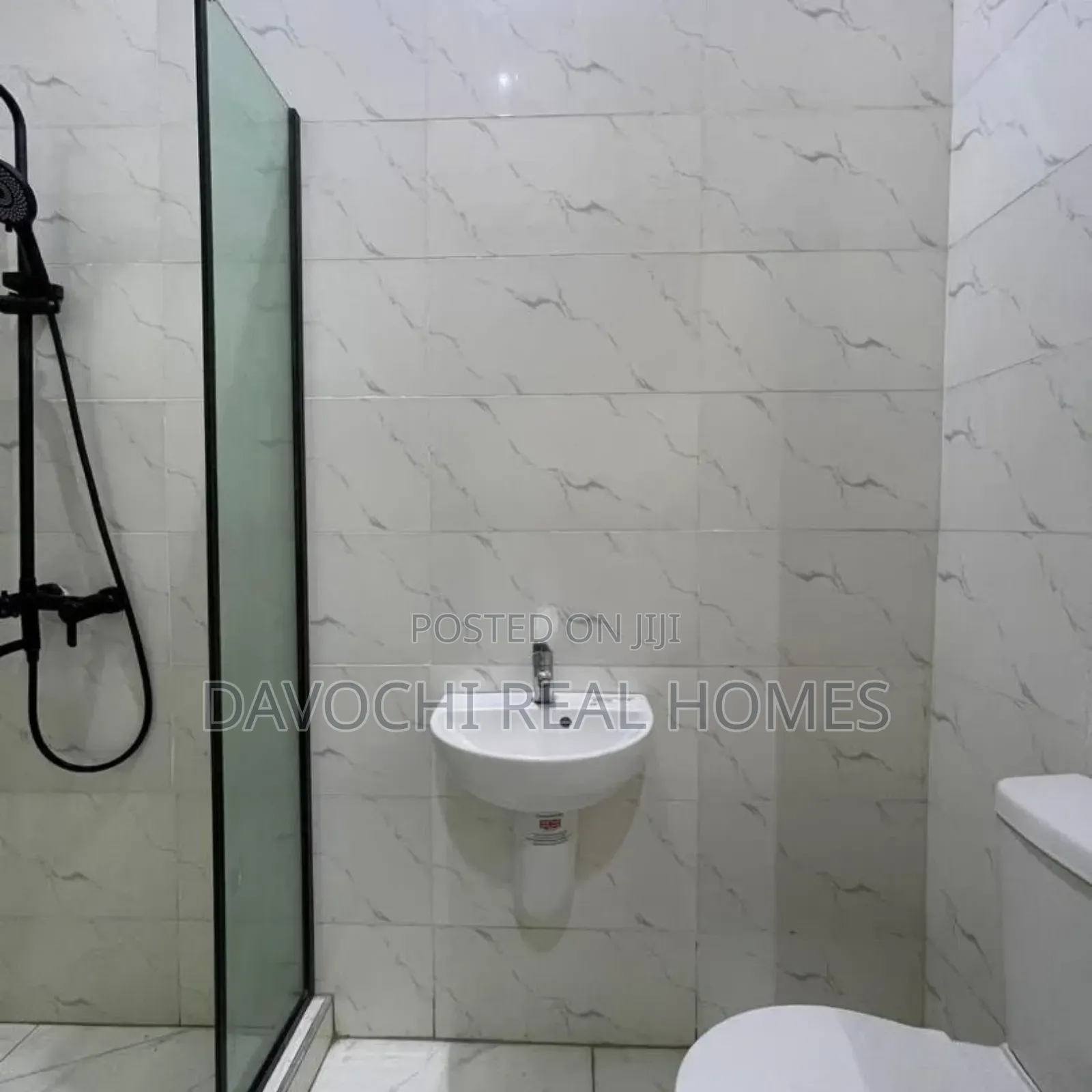 4bdrm Duplex in Orchid Road, Lekki for sale