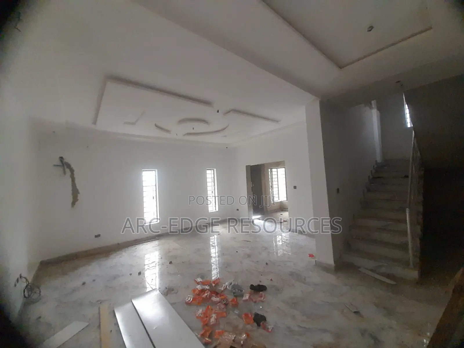 5bdrm Duplex in Apple Junction for sale