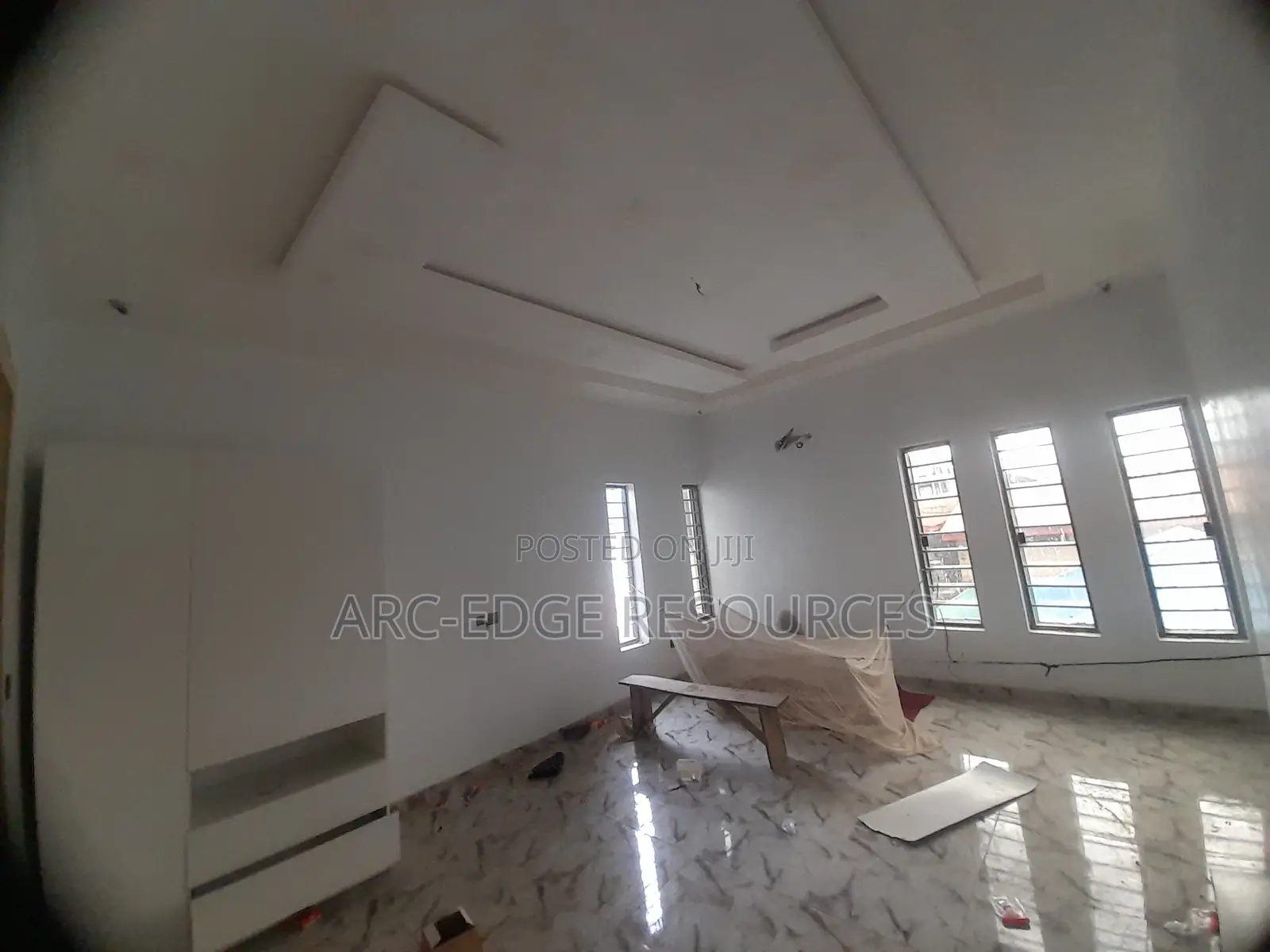 5bdrm Duplex in Apple Junction for sale