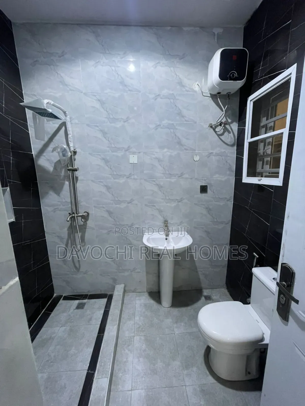 2bdrm Apartment in Lagos Business for rent