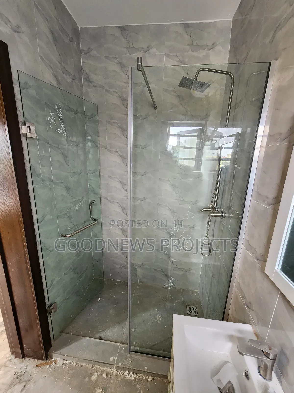 Bathroom/Toilet Shower Glass ( Frameless