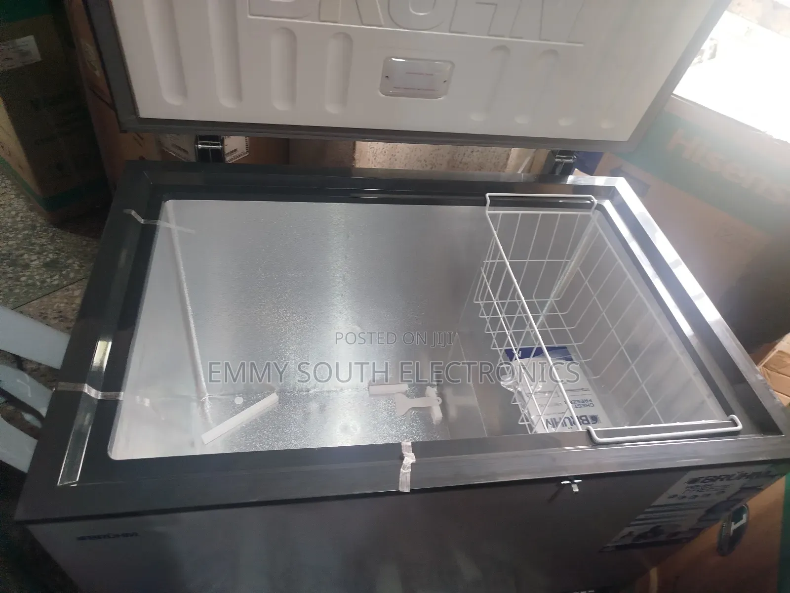 Bruhm Chest Deep Freezer