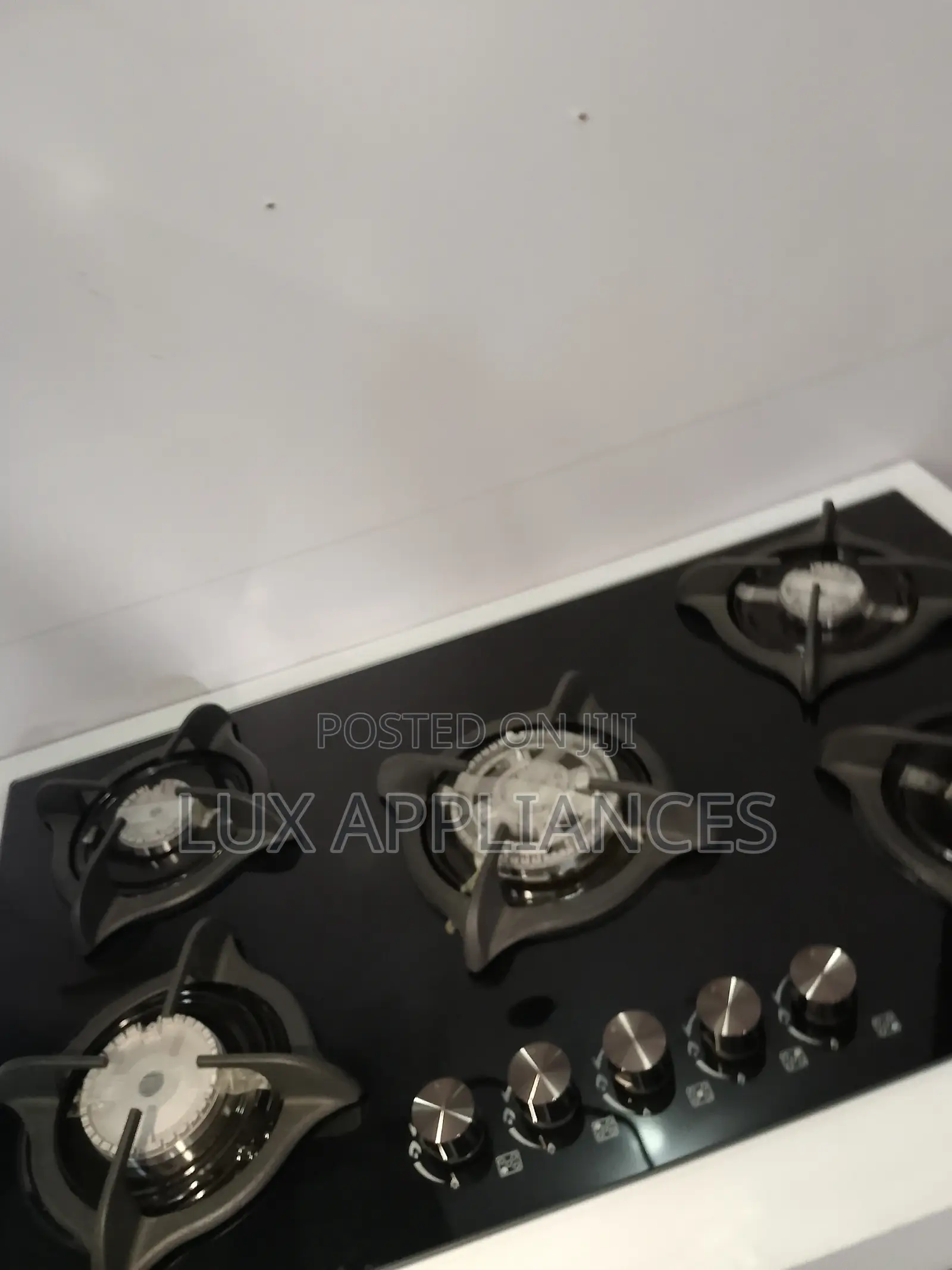 The Quality Polystar 5 Burner Gas Cooker