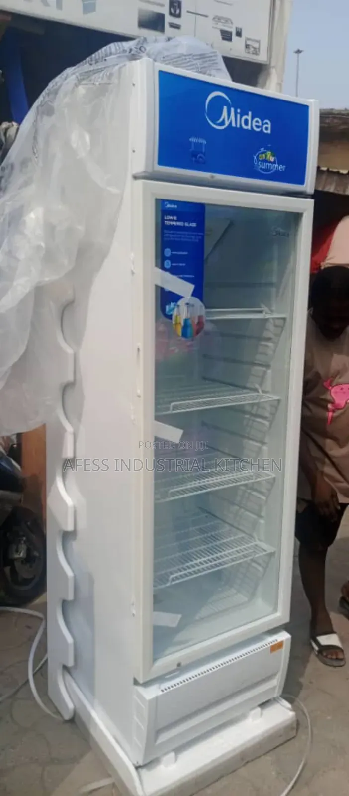 Single Door Chiller