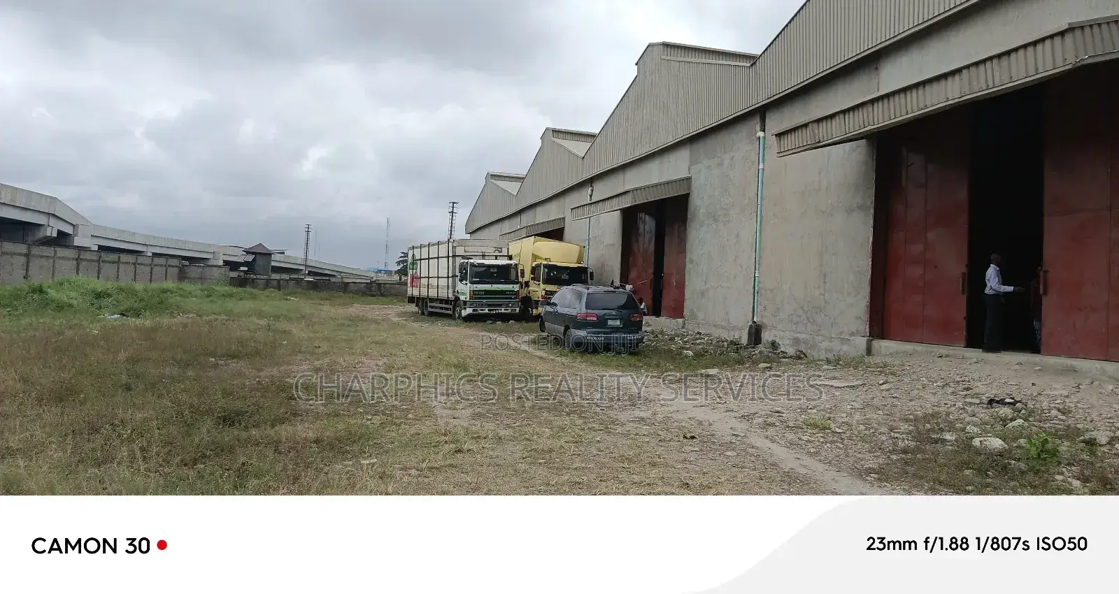 2 Bays Warehouse of (16,400sqft) Off Apapa-Oshodi Express
